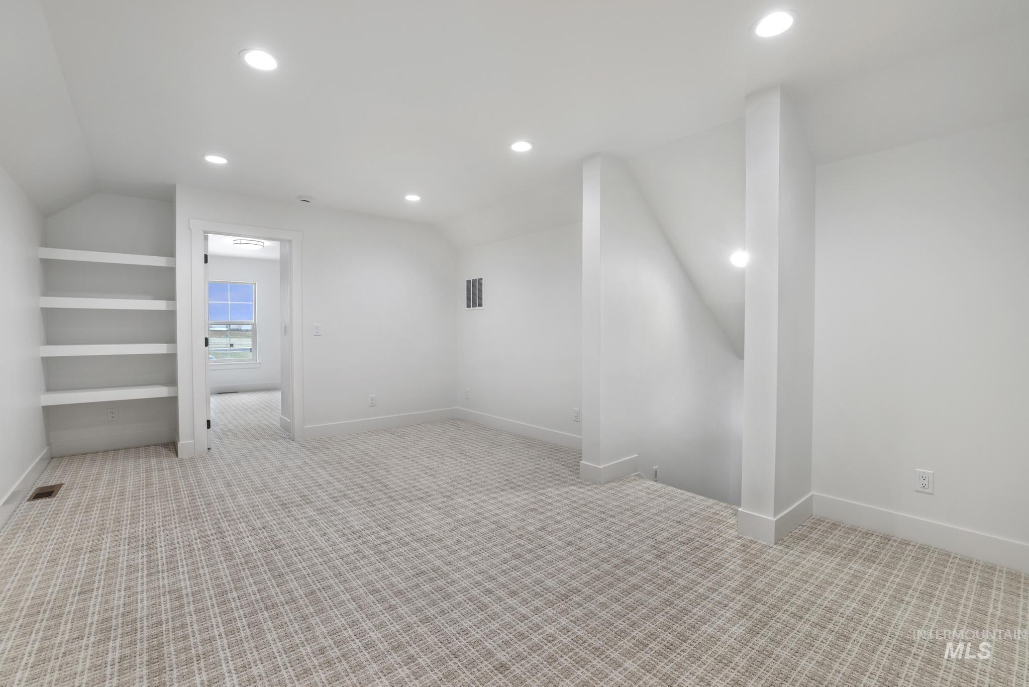 2203 Kooskia Loop, Twin Falls, Idaho 83301, 4 Bedrooms, 3 Bathrooms, Residential For Sale, Price $579,900,MLS 98983482