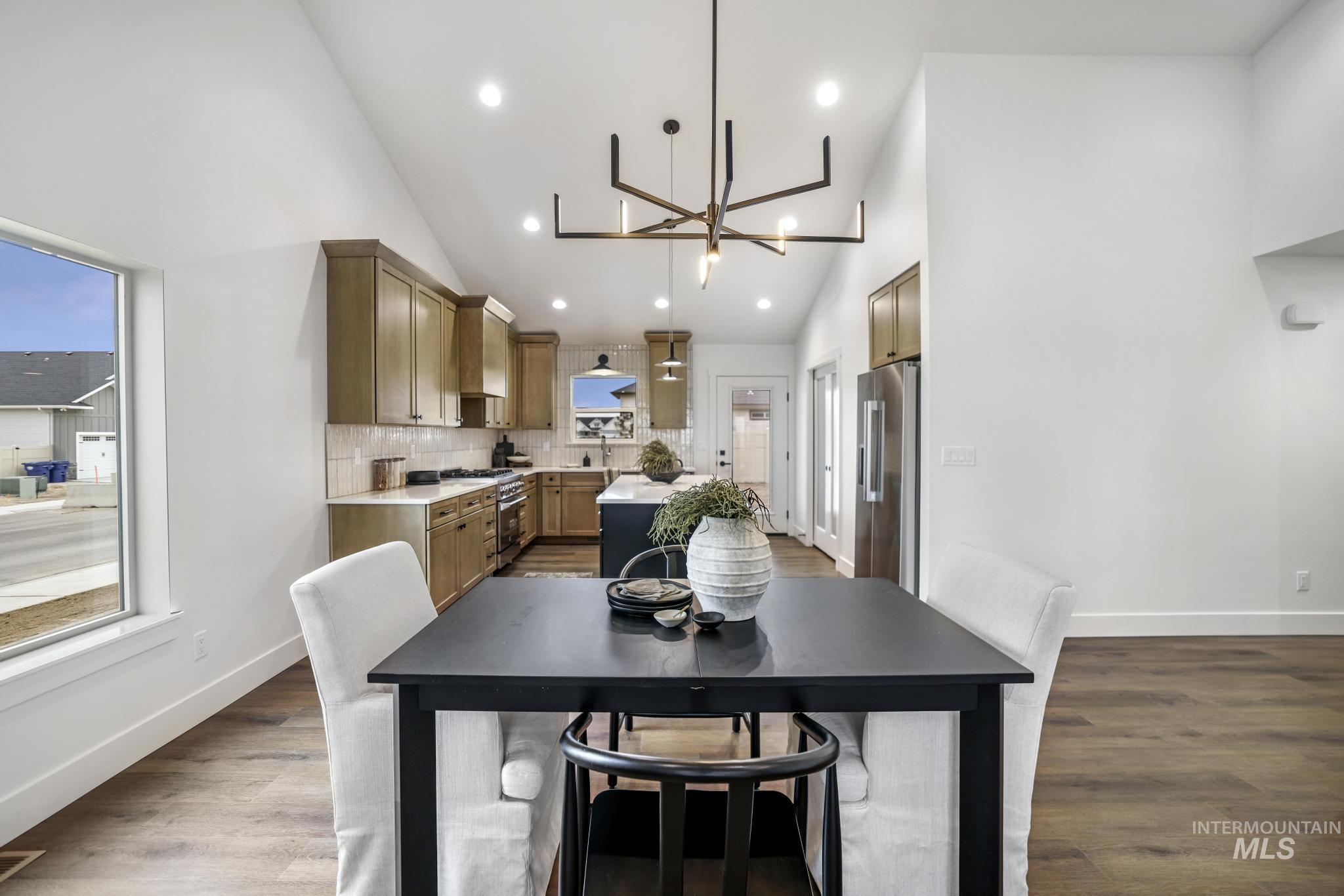 2203 Kooskia Loop, Twin Falls, Idaho 83301, 4 Bedrooms, 3 Bathrooms, Residential For Sale, Price $579,900,MLS 98983482