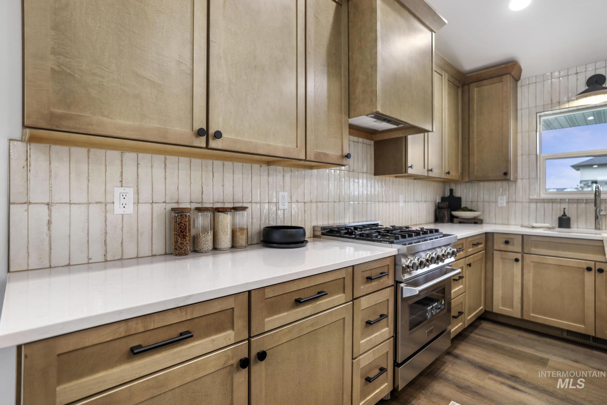 2203 Kooskia Loop, Twin Falls, Idaho 83301, 4 Bedrooms, 3 Bathrooms, Residential For Sale, Price $579,900,MLS 98983482