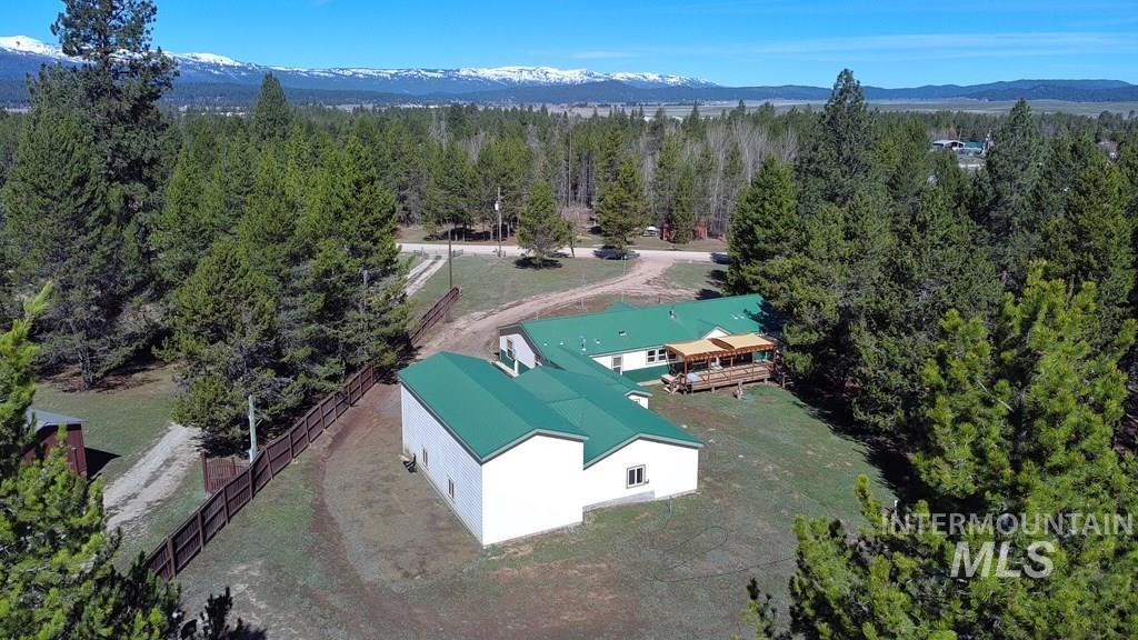 85 W Prospectors Drive, Cascade, Idaho 83611, 3 Bedrooms, 2 Bathrooms, Residential For Sale, Price $559,900,MLS 98983484