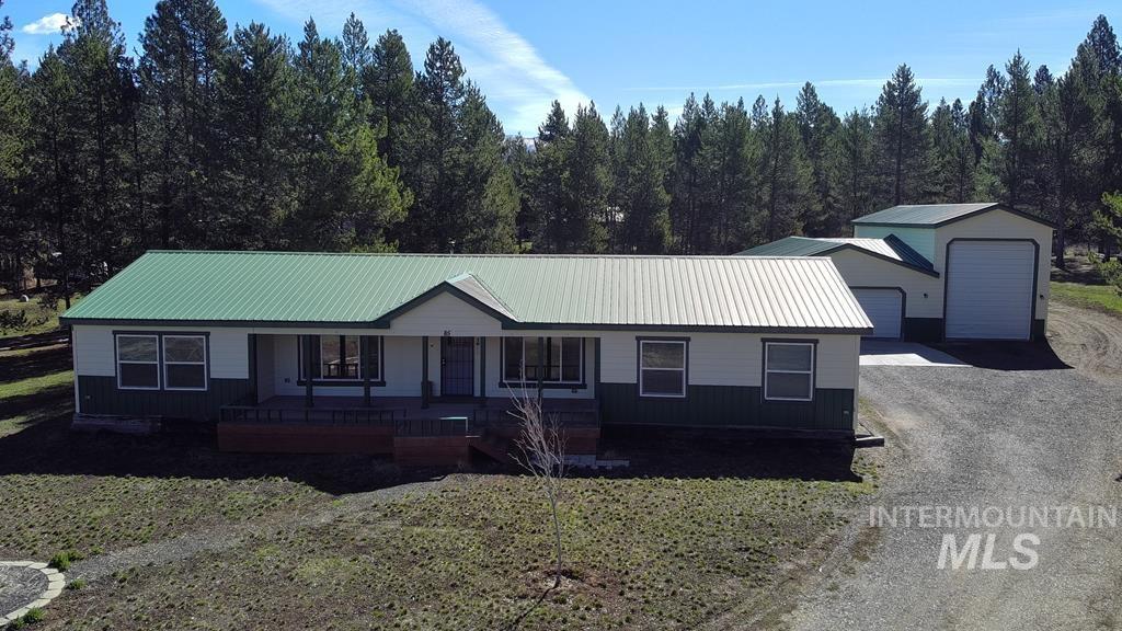 85 W Prospectors Drive, Cascade, Idaho 83611, 3 Bedrooms, 2 Bathrooms, Residential For Sale, Price $559,900,MLS 98983484