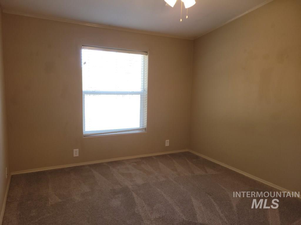 85 W Prospectors Drive, Cascade, Idaho 83611, 3 Bedrooms, 2 Bathrooms, Residential For Sale, Price $559,900,MLS 98983484