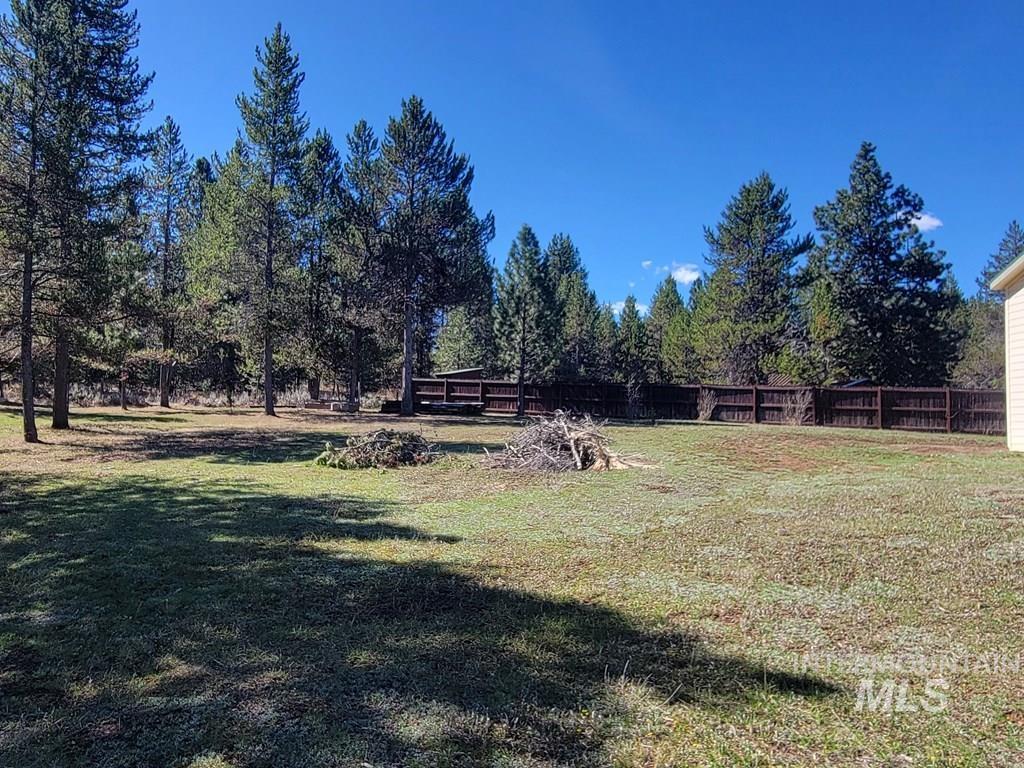 85 W Prospectors Drive, Cascade, Idaho 83611, 3 Bedrooms, 2 Bathrooms, Residential For Sale, Price $559,900,MLS 98983484