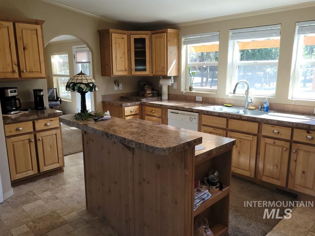 85 W Prospectors Drive, Cascade, Idaho 83611, 3 Bedrooms, 2 Bathrooms, Residential For Sale, Price $559,900,MLS 98983484