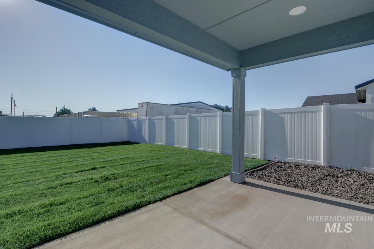 960 Campbell St, Vale, Oregon 97918, 4 Bedrooms, 2 Bathrooms, Residential For Sale, Price $349,900, 98983487