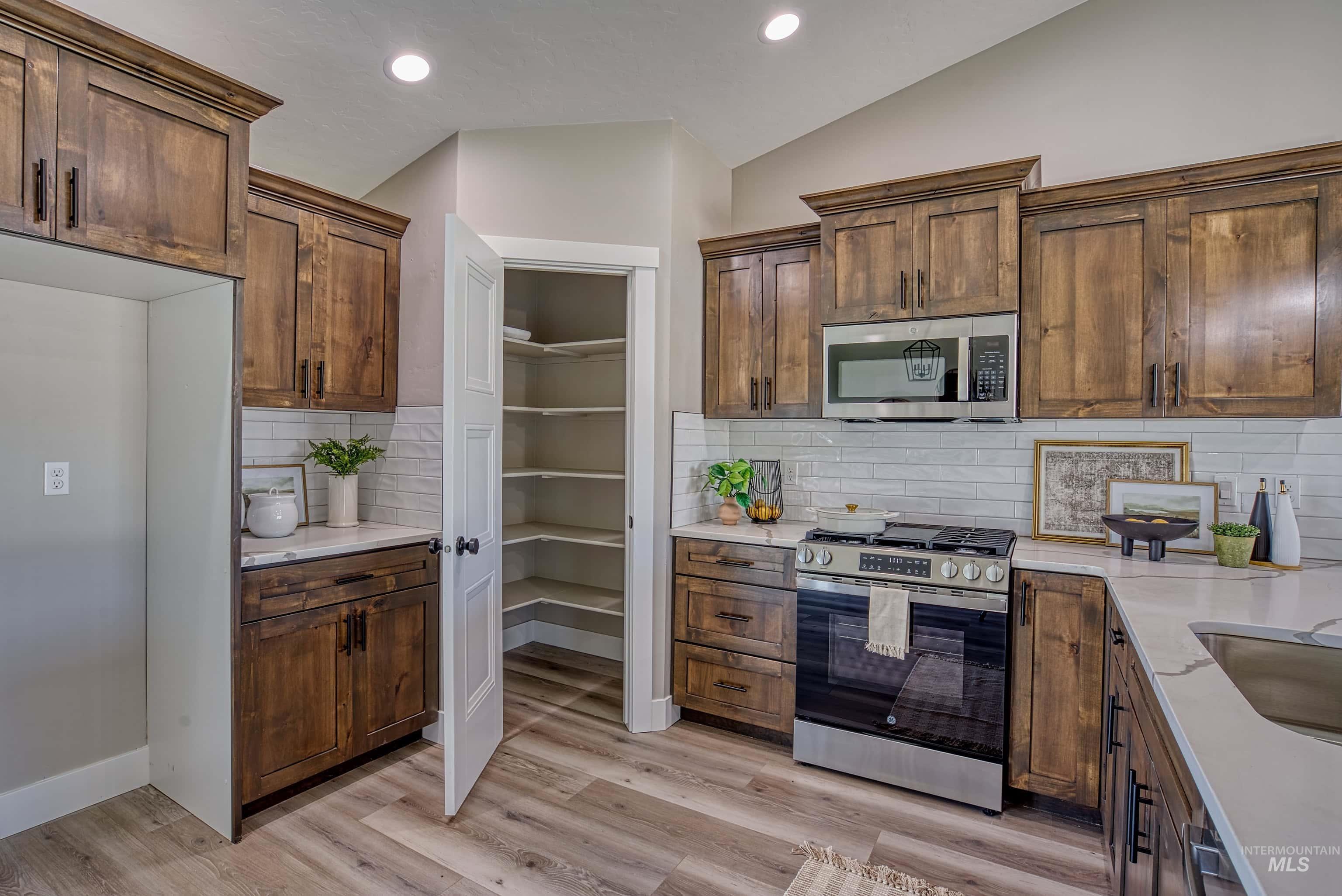 960 Campbell St, Vale, Oregon 97918, 4 Bedrooms, 2 Bathrooms, Residential For Sale, Price $349,900, 98983487