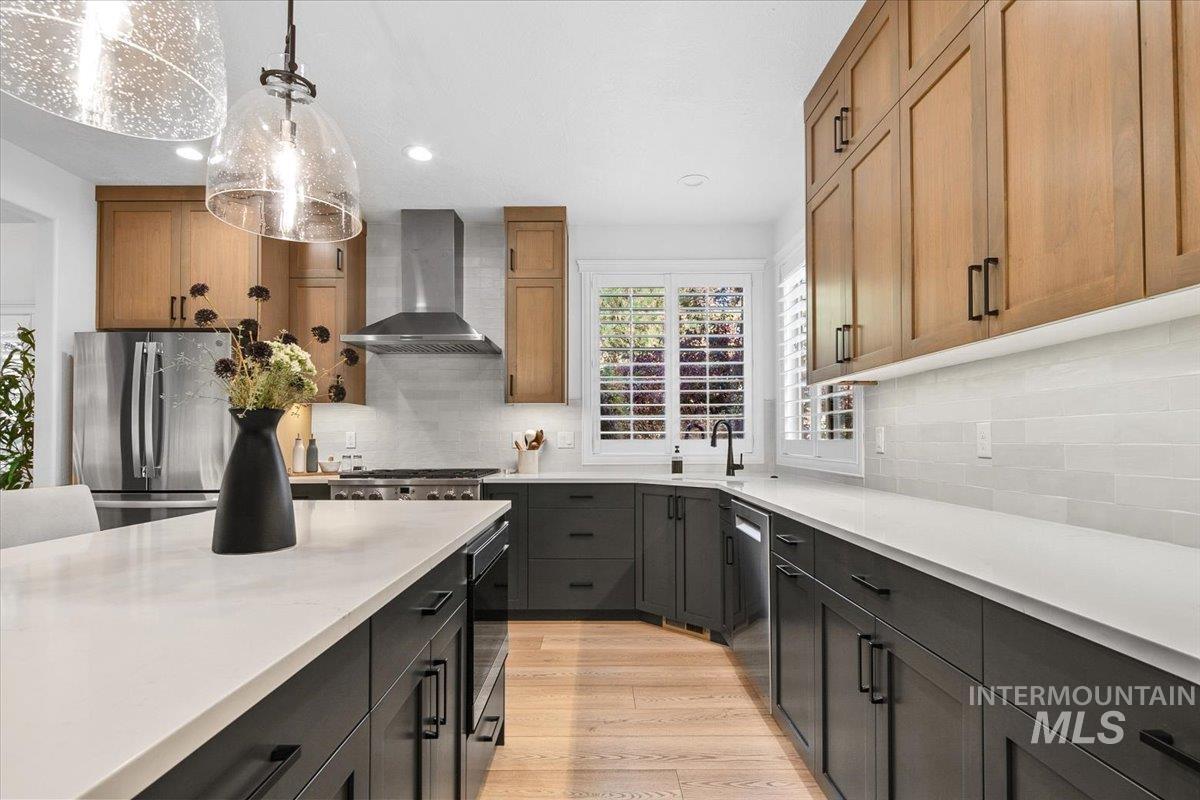 650 N Clearpoint Way, Eagle, Idaho 83616-7207, 5 Bedrooms, 3 Bathrooms, Residential For Sale, Price $950,000, 98983489