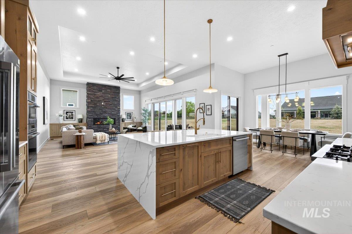 22625 Aura Vista Way, Caldwell, Idaho 83607, 4 Bedrooms, 3.5 Bathrooms, Residential For Sale, Price $1,175,000,MLS 98983490