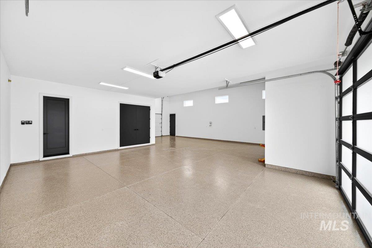 22625 Aura Vista Way, Caldwell, Idaho 83607, 4 Bedrooms, 3.5 Bathrooms, Residential For Sale, Price $1,175,000,MLS 98983490