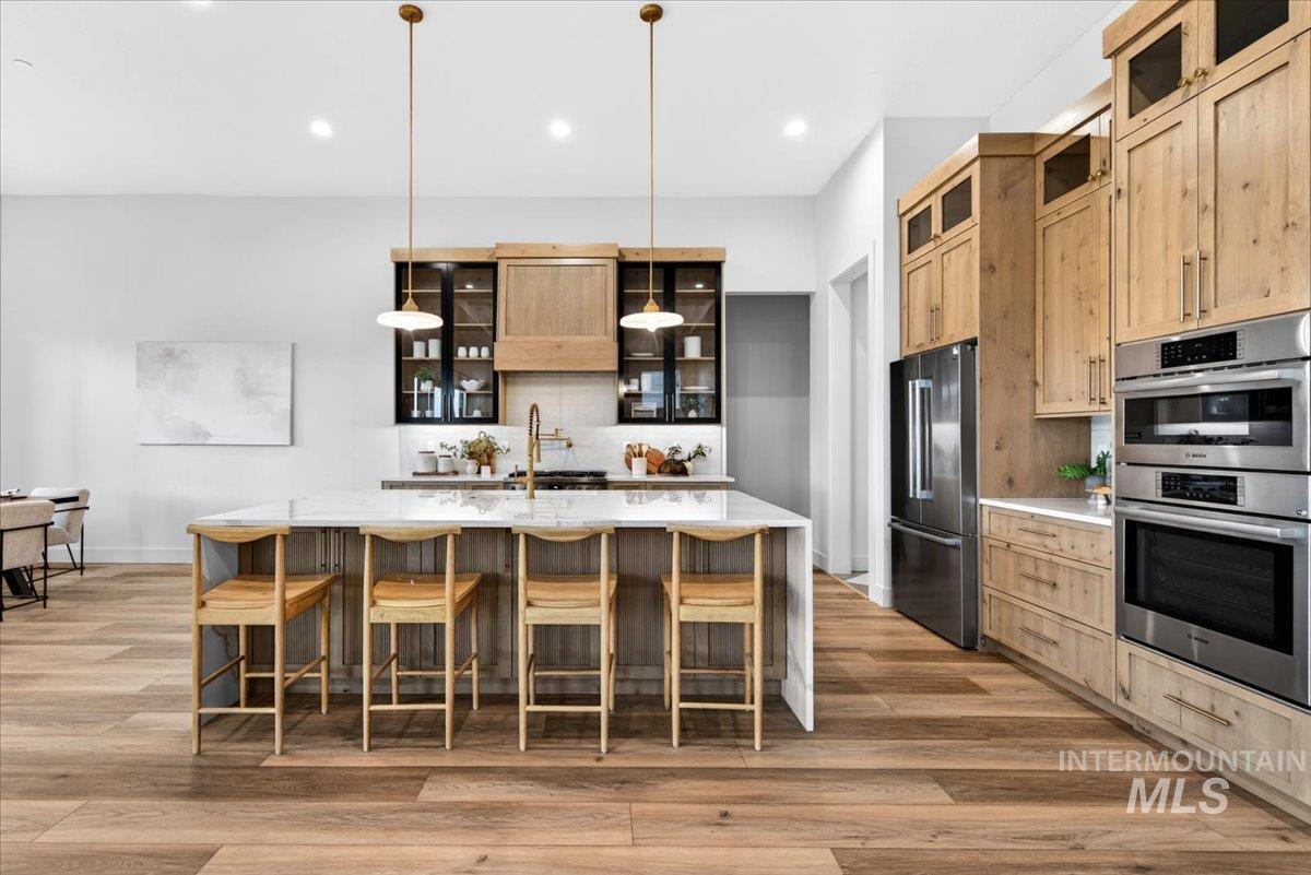 22625 Aura Vista Way, Caldwell, Idaho 83607, 4 Bedrooms, 3.5 Bathrooms, Residential For Sale, Price $1,175,000,MLS 98983490