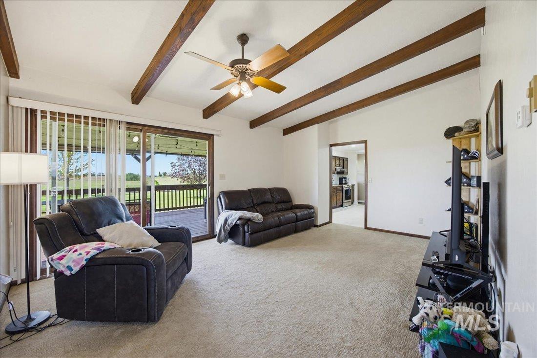 1901 S Ten Mile rd, Meridian, Idaho 83642, 6 Bedrooms, 3 Bathrooms, Residential For Sale, Price $975,000,MLS 98983492