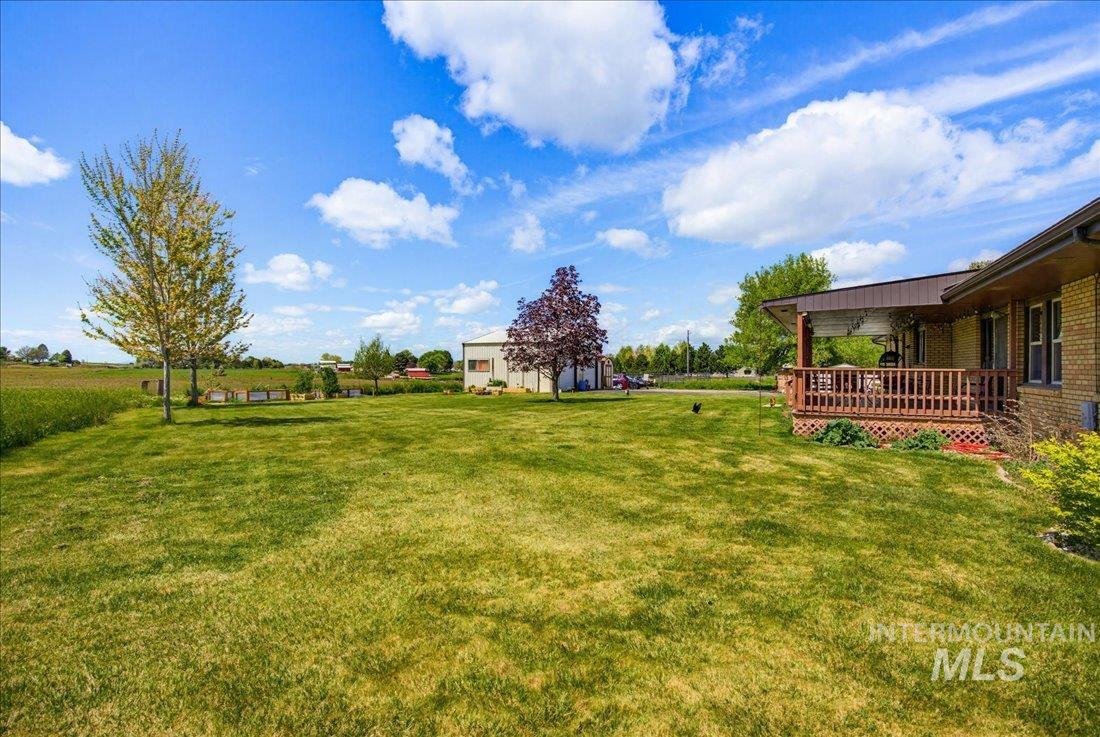1901 S Ten Mile rd, Meridian, Idaho 83642, 6 Bedrooms, 3 Bathrooms, Residential For Sale, Price $975,000,MLS 98983492