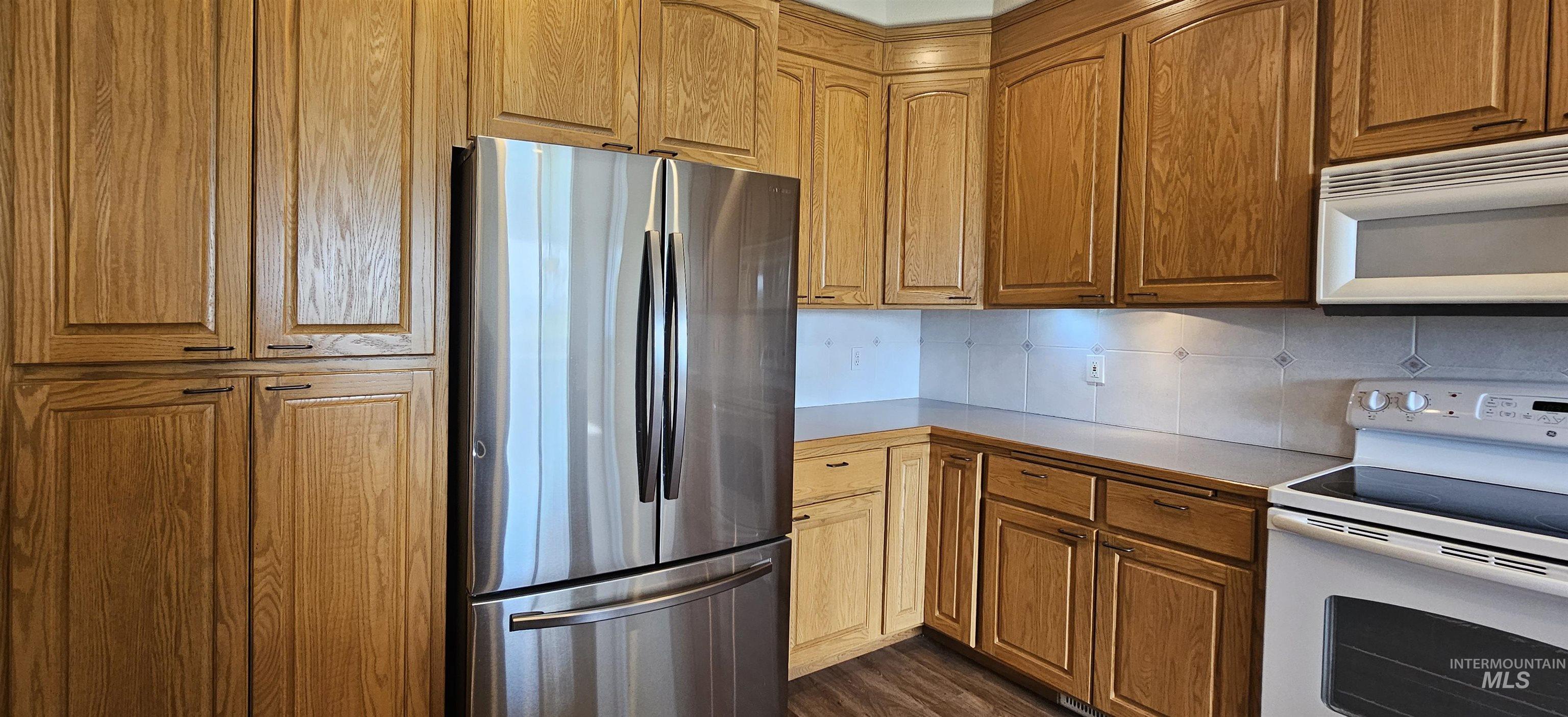 3775 Swallows Nest Court, Clarkston, Washington 99403, 2 Bedrooms, 2 Bathrooms, Residential For Sale, Price $435,000,MLS 98983494