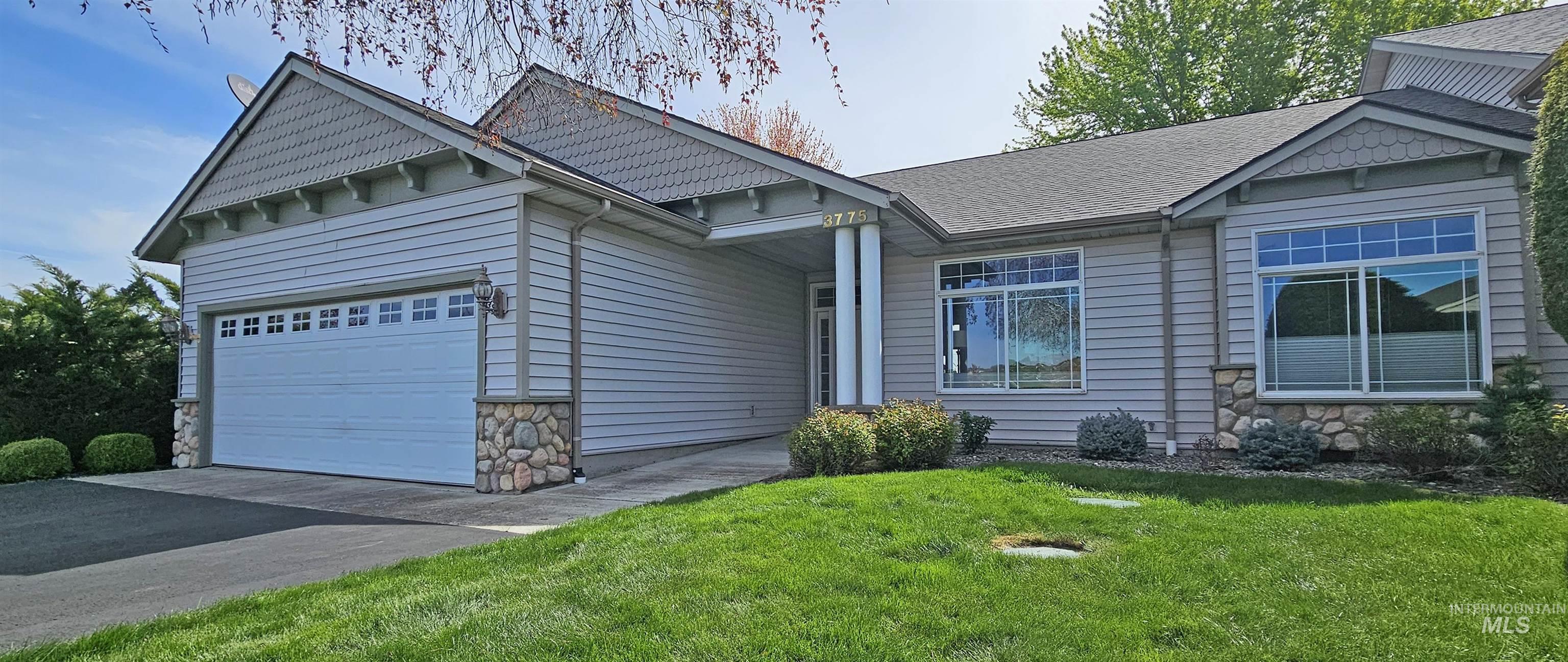 3775 Swallows Nest Court, Clarkston, Washington 99403, 2 Bedrooms, 2 Bathrooms, Residential For Sale, Price $435,000,MLS 98983494