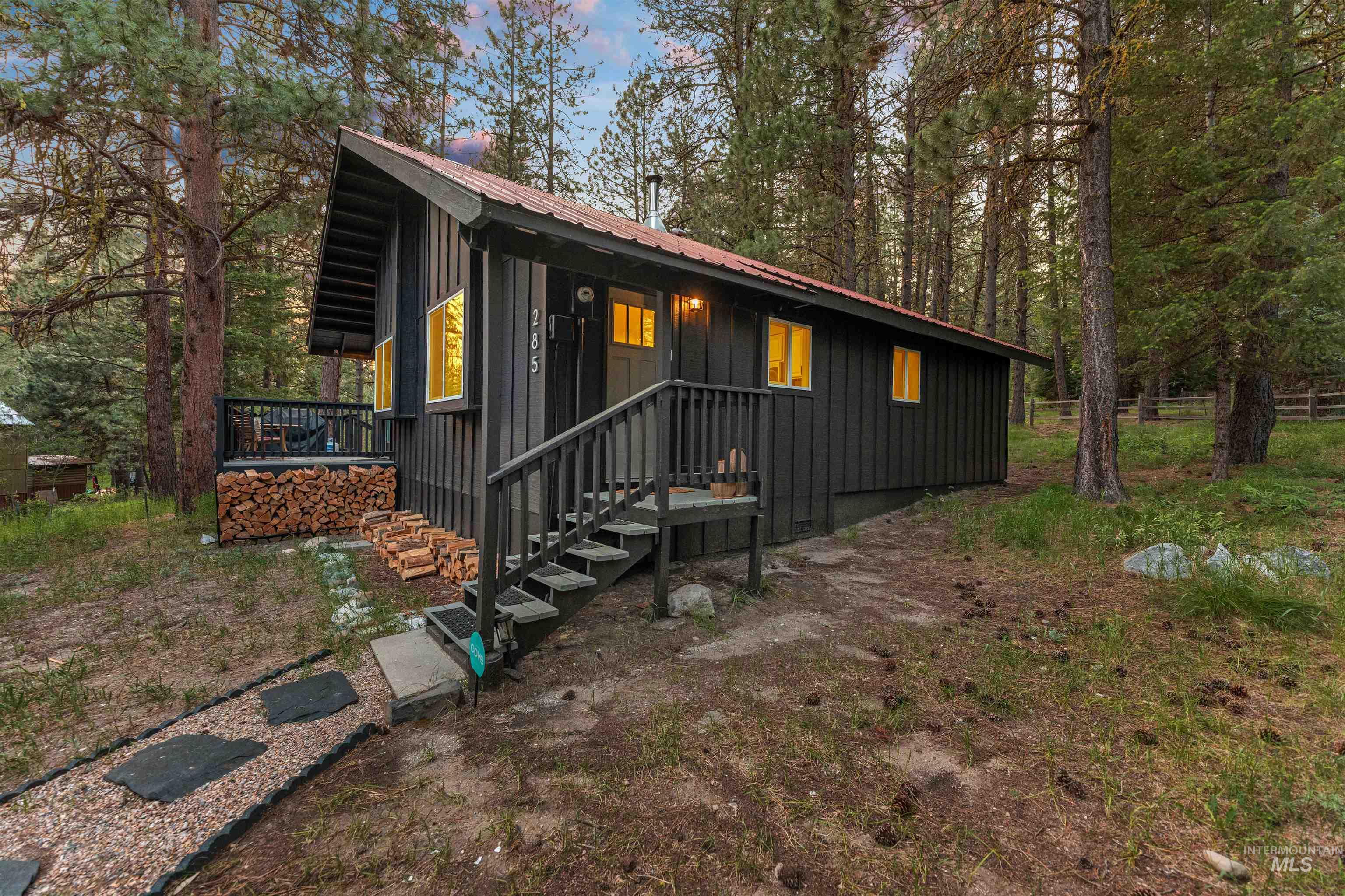 285 Rio Vista Blvd, McCall, Idaho 83638, 2 Bedrooms, 1 Bathroom, Residential For Sale, Price $600,000,MLS 98983495