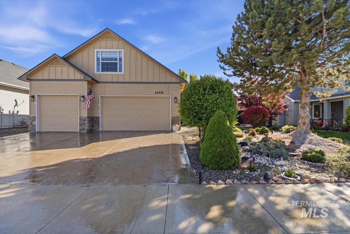 12451 W Murchison St, Boise, Idaho 83709, 3 Bedrooms, 2.5 Bathrooms, Residential For Sale, Price $599,900,MLS 98983496