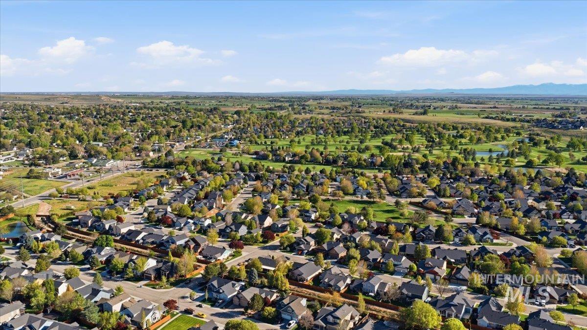 12451 W Murchison St, Boise, Idaho 83709, 3 Bedrooms, 2.5 Bathrooms, Residential For Sale, Price $599,900,MLS 98983496
