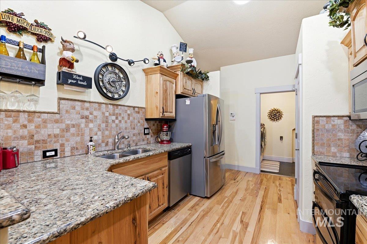 12451 W Murchison St, Boise, Idaho 83709, 3 Bedrooms, 2.5 Bathrooms, Residential For Sale, Price $599,900,MLS 98983496