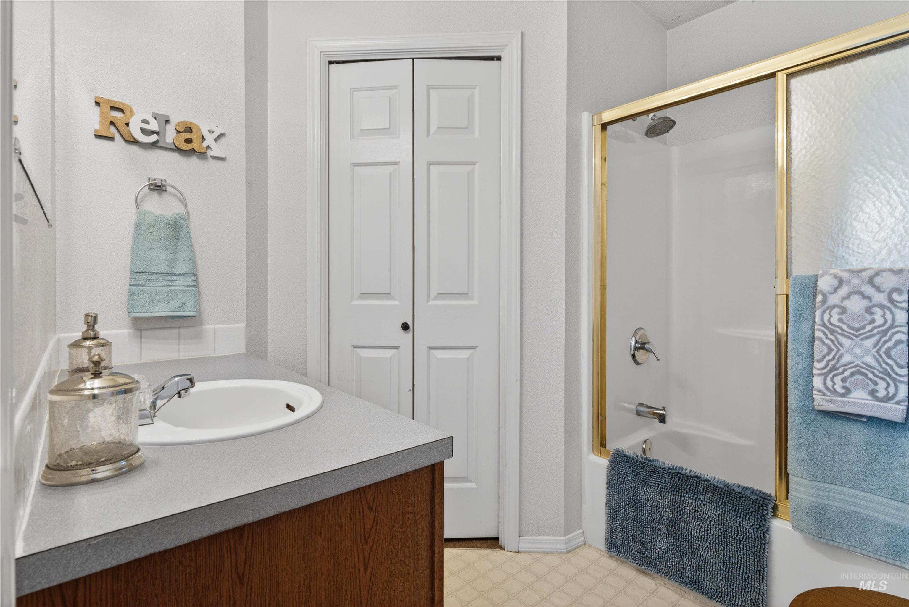 2600 Muskrat Ave, Nampa, Idaho 83687, 3 Bedrooms, 2 Bathrooms, Residential For Sale, Price $350,000, 98983499