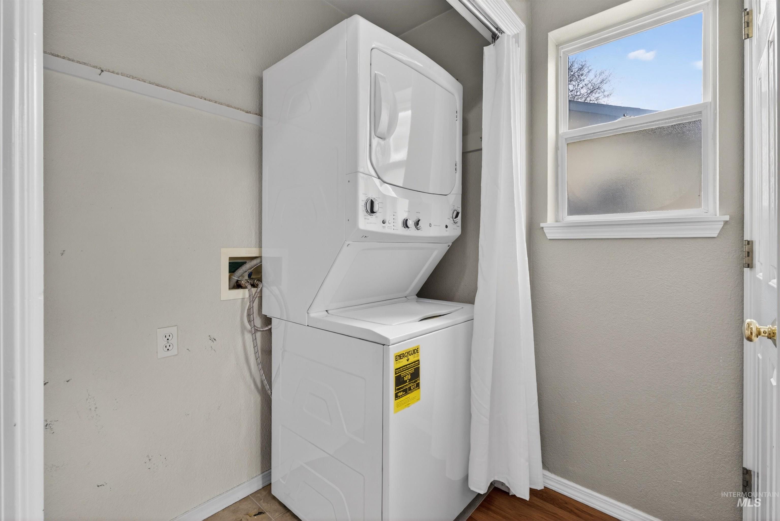 2600 Muskrat Ave, Nampa, Idaho 83687, 3 Bedrooms, 2 Bathrooms, Residential For Sale, Price $350,000, 98983499