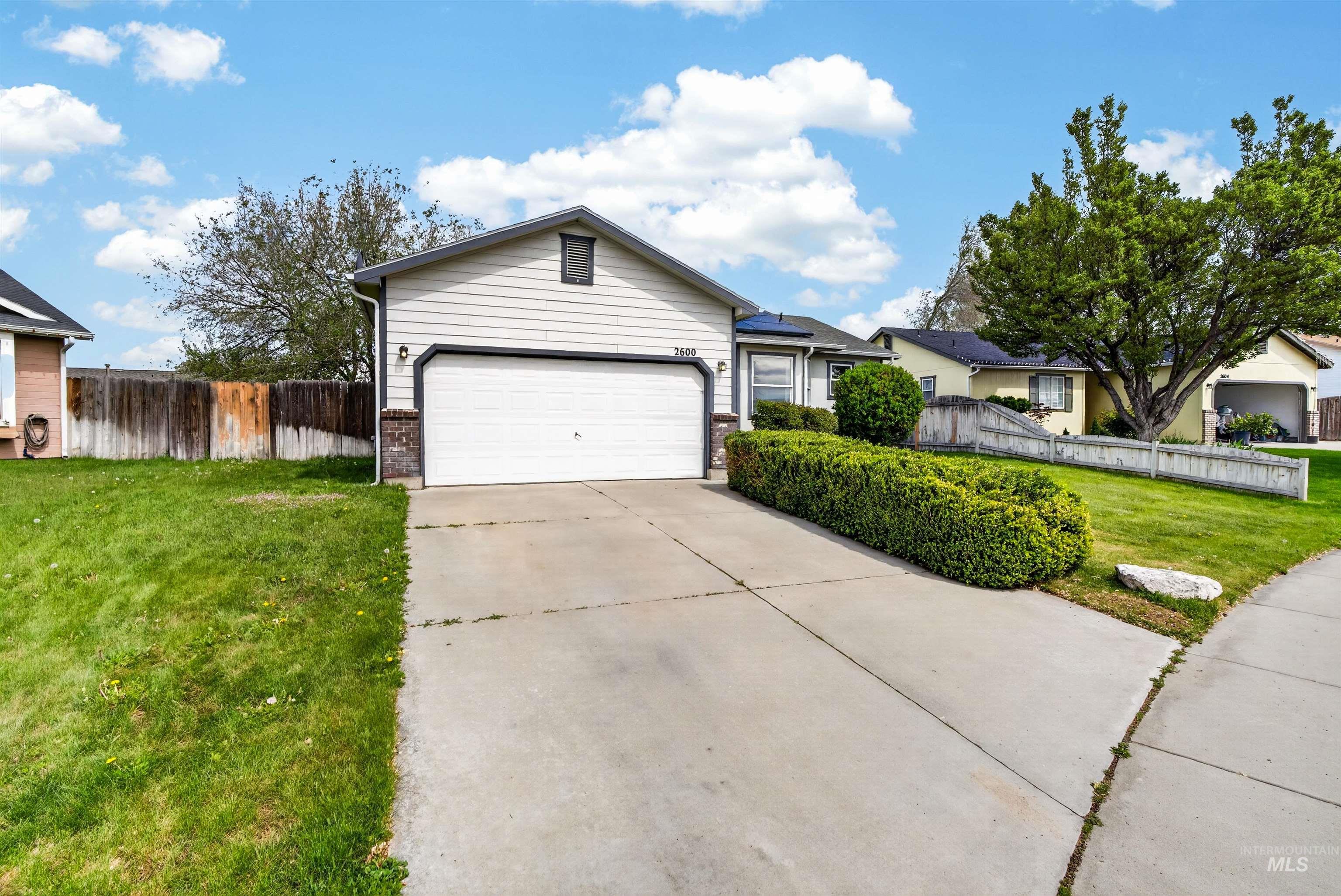 2600 Muskrat Ave, Nampa, Idaho 83687, 3 Bedrooms, 2 Bathrooms, Residential For Sale, Price $350,000, 98983499