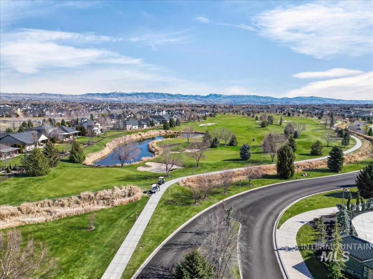 1044 N Synergy Ln, Eagle, Idaho 83616, 3 Bedrooms, 2 Bathrooms, Residential For Sale, Price $574,900,MLS 98983502