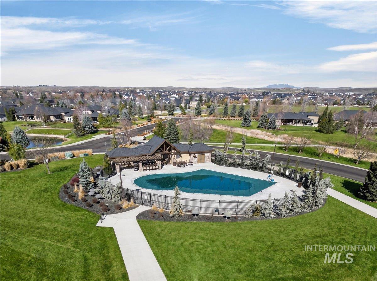 1044 N Synergy Ln, Eagle, Idaho 83616, 3 Bedrooms, 2 Bathrooms, Residential For Sale, Price $574,900,MLS 98983502