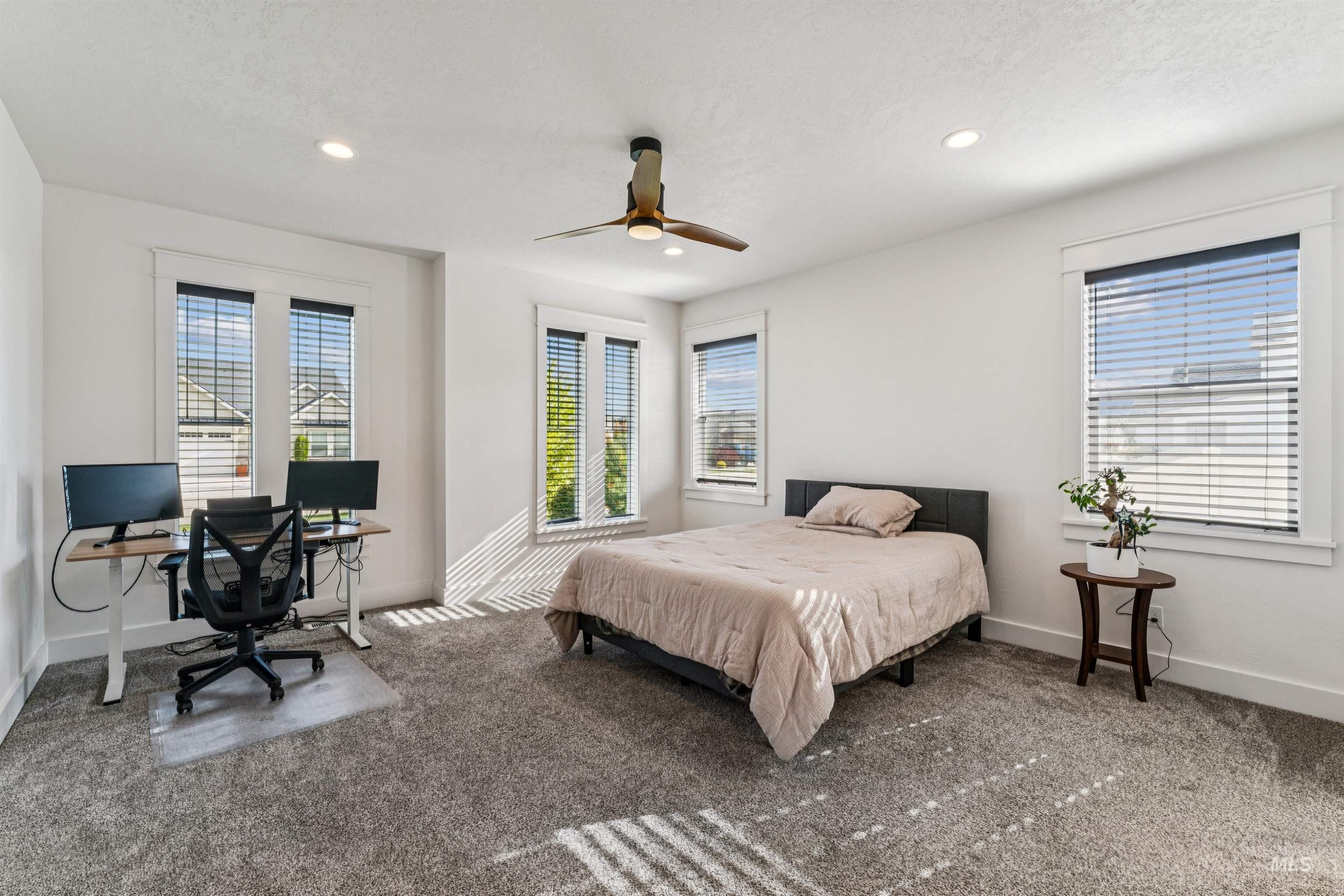 971 E Viedma St, Kuna, Idaho 83634, 5 Bedrooms, 2.5 Bathrooms, Residential For Sale, Price $739,990,MLS 98983503