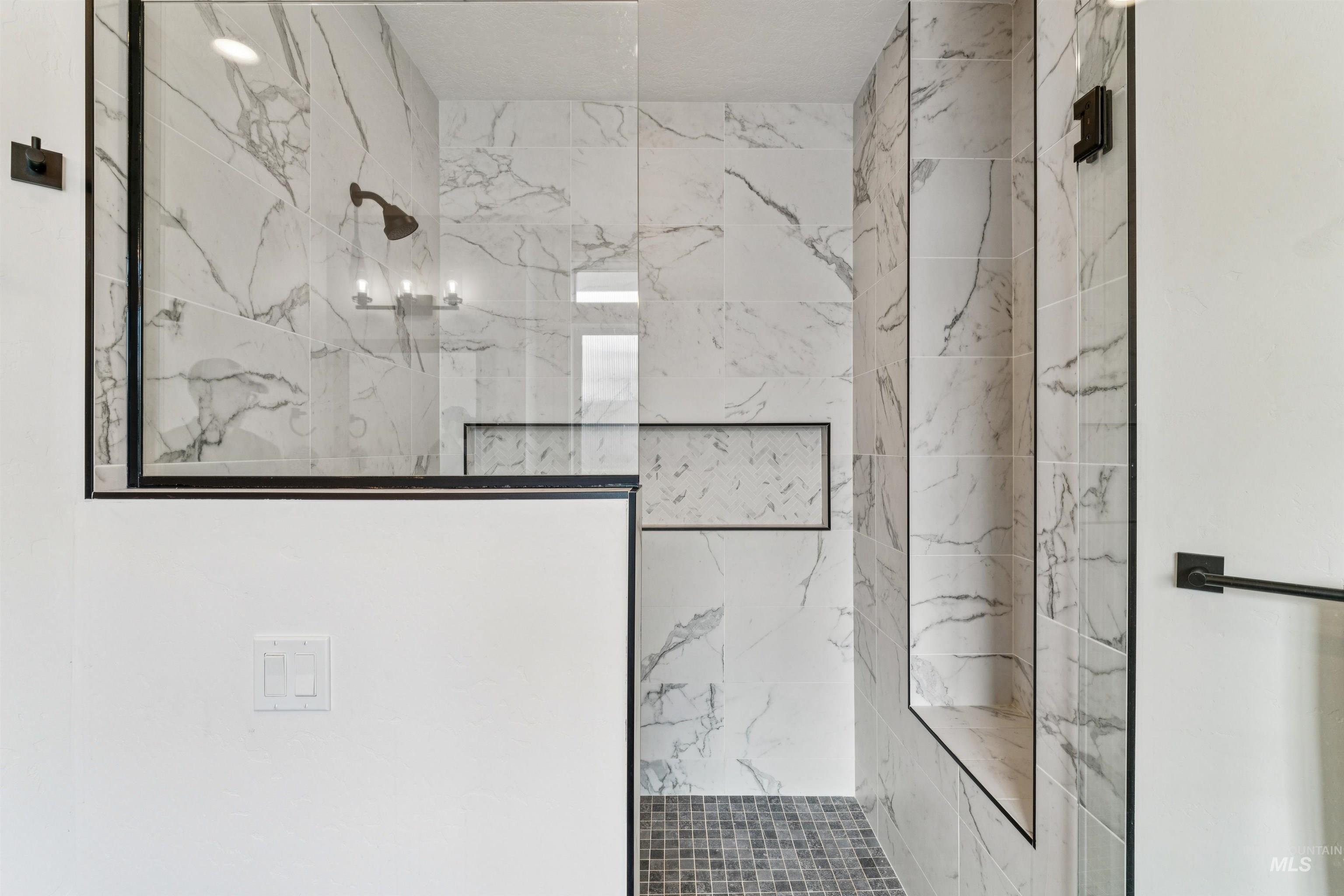 971 E Viedma St, Kuna, Idaho 83634, 5 Bedrooms, 2.5 Bathrooms, Residential For Sale, Price $739,990,MLS 98983503