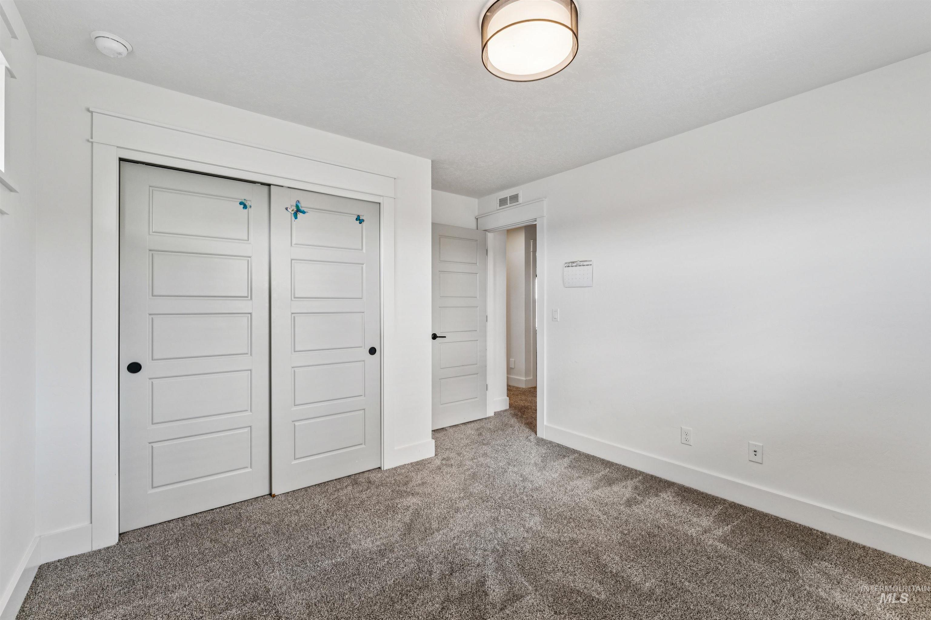 971 E Viedma St, Kuna, Idaho 83634, 5 Bedrooms, 2.5 Bathrooms, Residential For Sale, Price $739,990,MLS 98983503