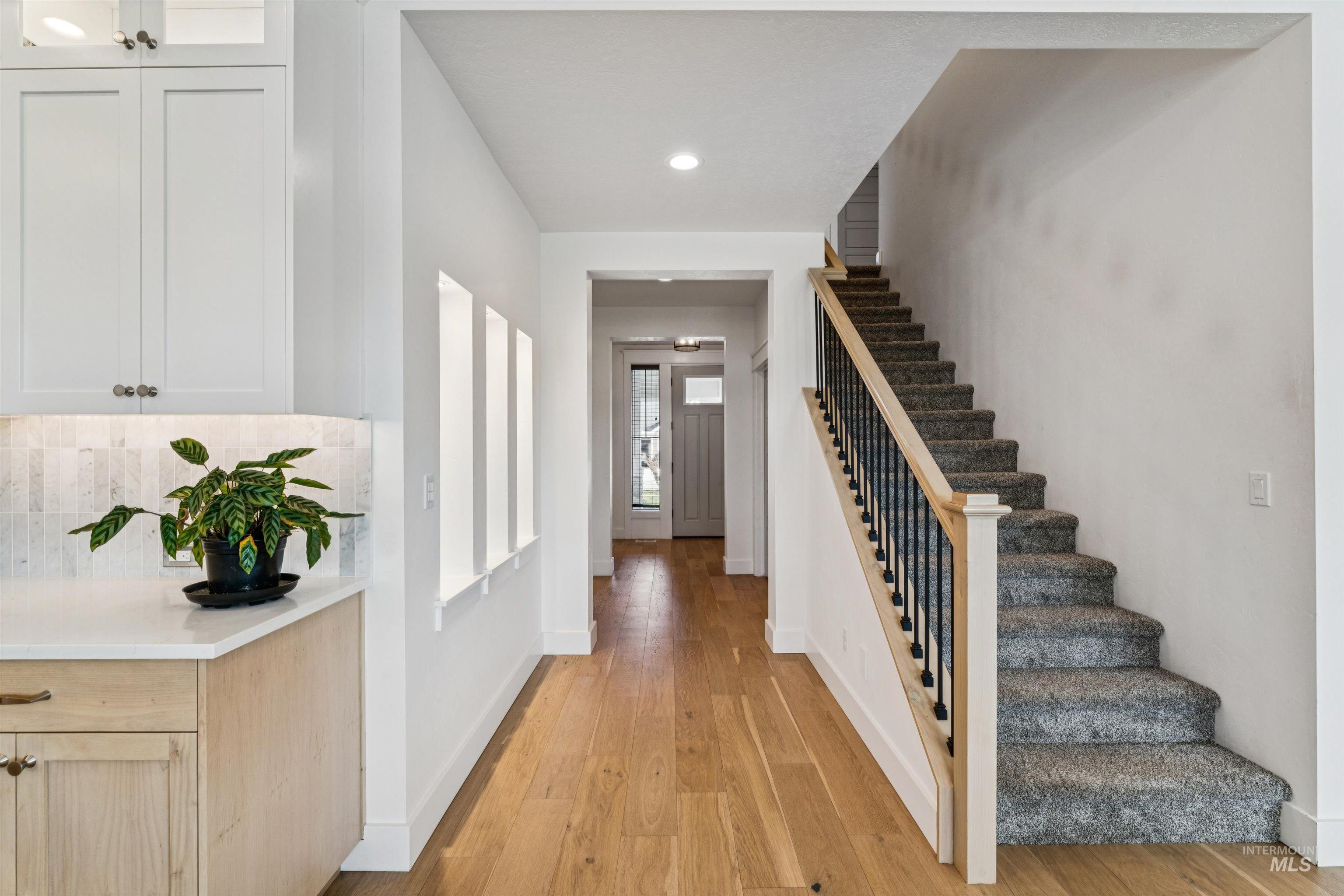 971 E Viedma St, Kuna, Idaho 83634, 5 Bedrooms, 2.5 Bathrooms, Residential For Sale, Price $739,990,MLS 98983503