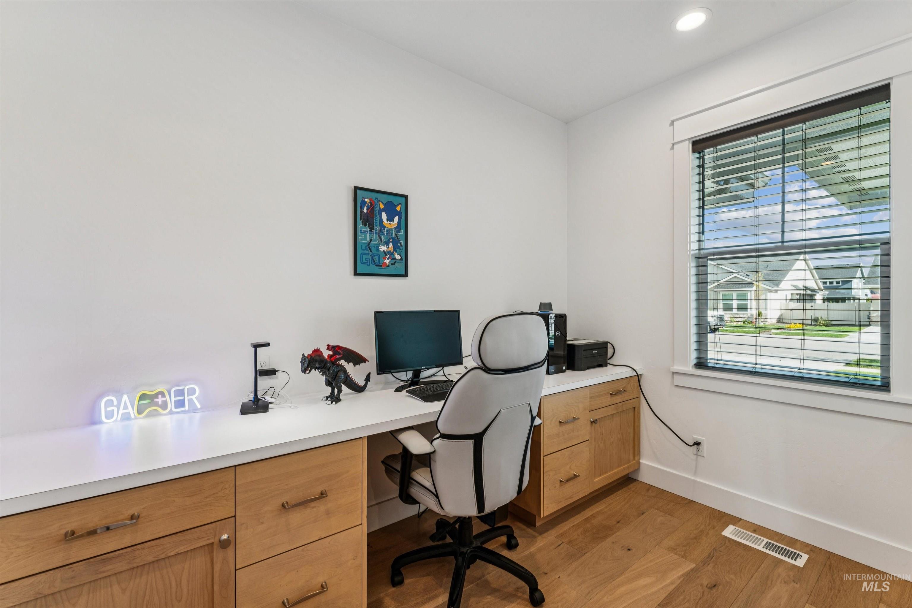 971 E Viedma St, Kuna, Idaho 83634, 5 Bedrooms, 2.5 Bathrooms, Residential For Sale, Price $739,990,MLS 98983503