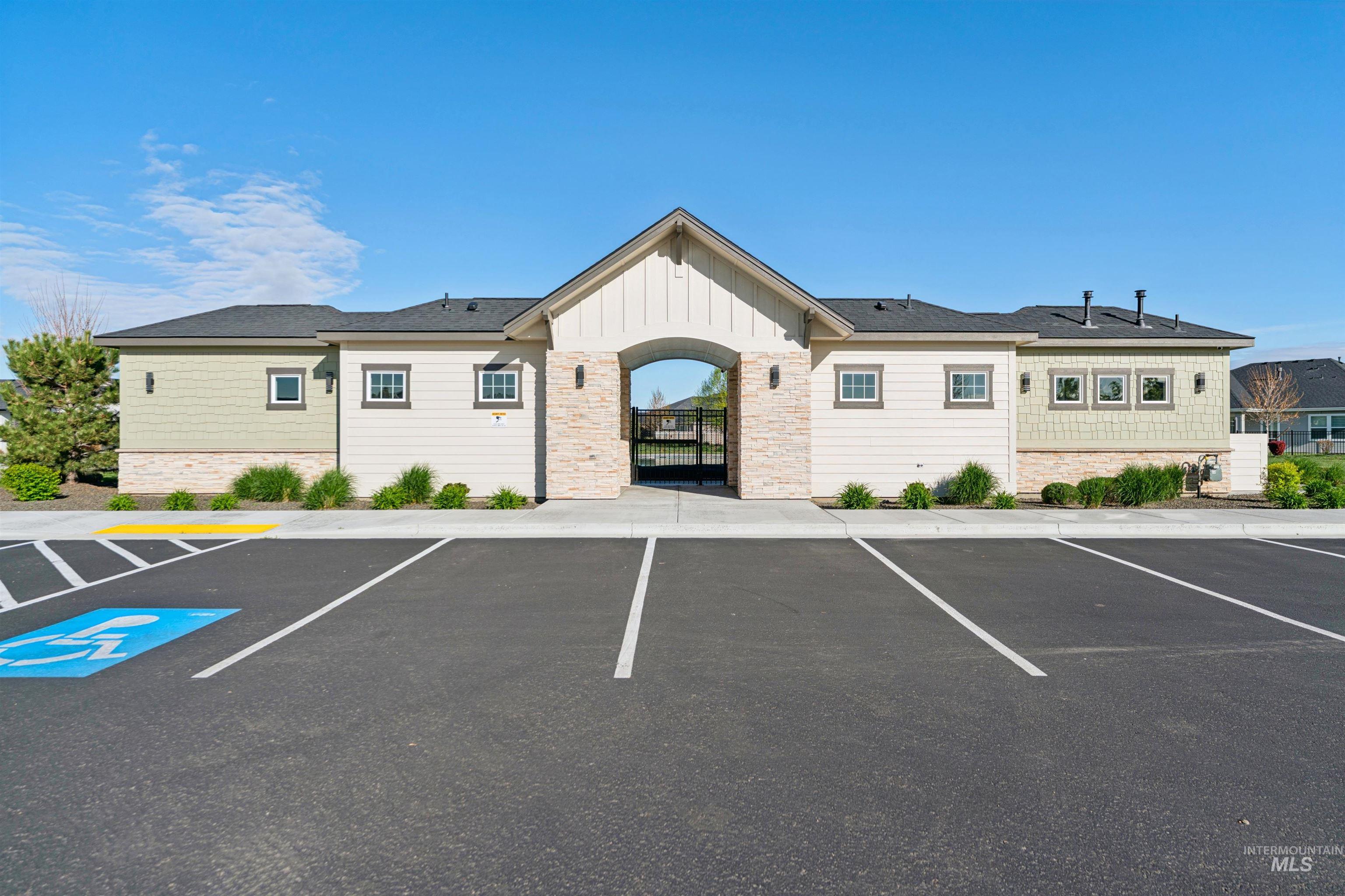 971 E Viedma St, Kuna, Idaho 83634, 5 Bedrooms, 2.5 Bathrooms, Residential For Sale, Price $739,990,MLS 98983503