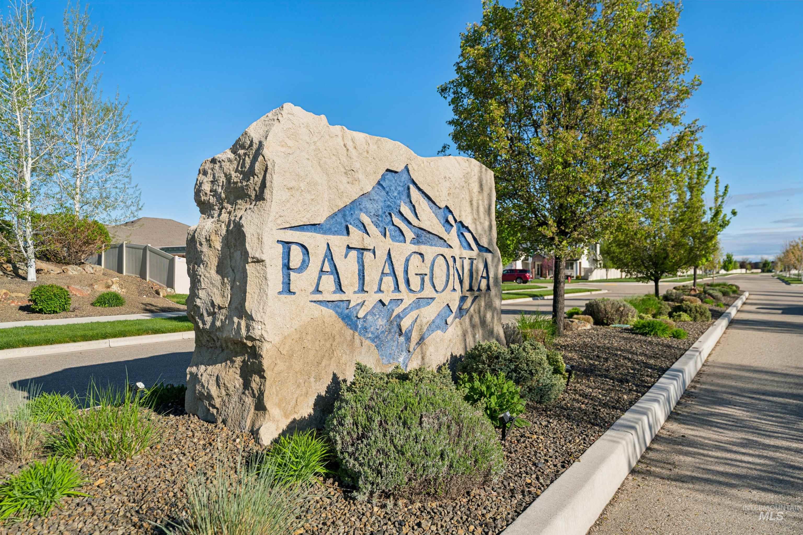 971 E Viedma St, Kuna, Idaho 83634, 5 Bedrooms, 2.5 Bathrooms, Residential For Sale, Price $739,990,MLS 98983503