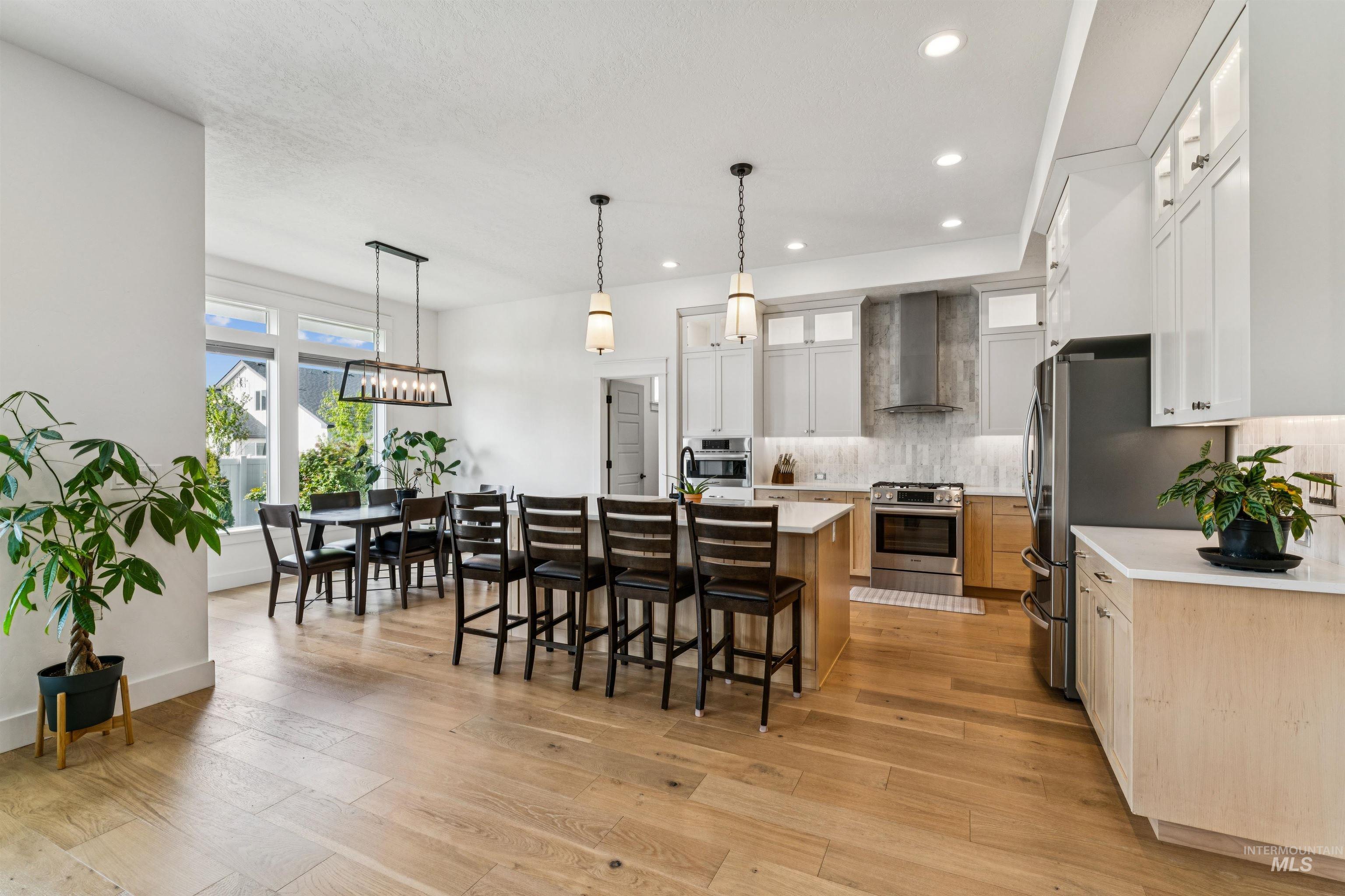 971 E Viedma St, Kuna, Idaho 83634, 5 Bedrooms, 2.5 Bathrooms, Residential For Sale, Price $739,990,MLS 98983503