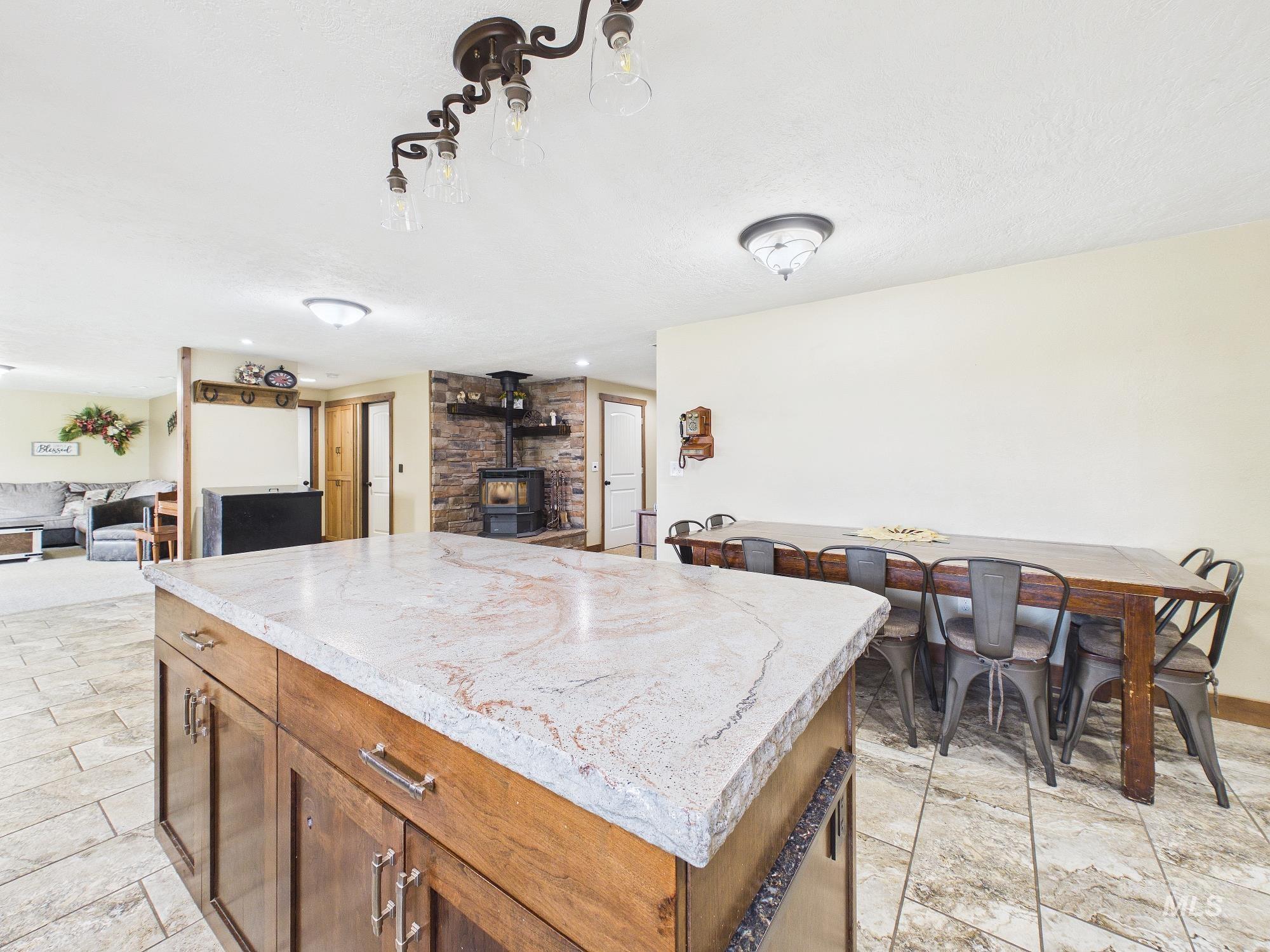 2772 E Black Canyon (hwy 52, N), Emmett, Idaho 83617, 4 Bedrooms, 3 Bathrooms, Residential For Sale, Price $712,000, 98983504