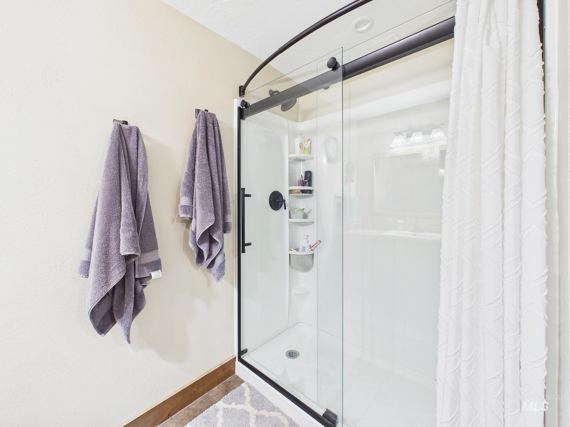 2772 E Black Canyon (hwy 52, N), Emmett, Idaho 83617, 4 Bedrooms, 3 Bathrooms, Residential For Sale, Price $712,000, 98983504