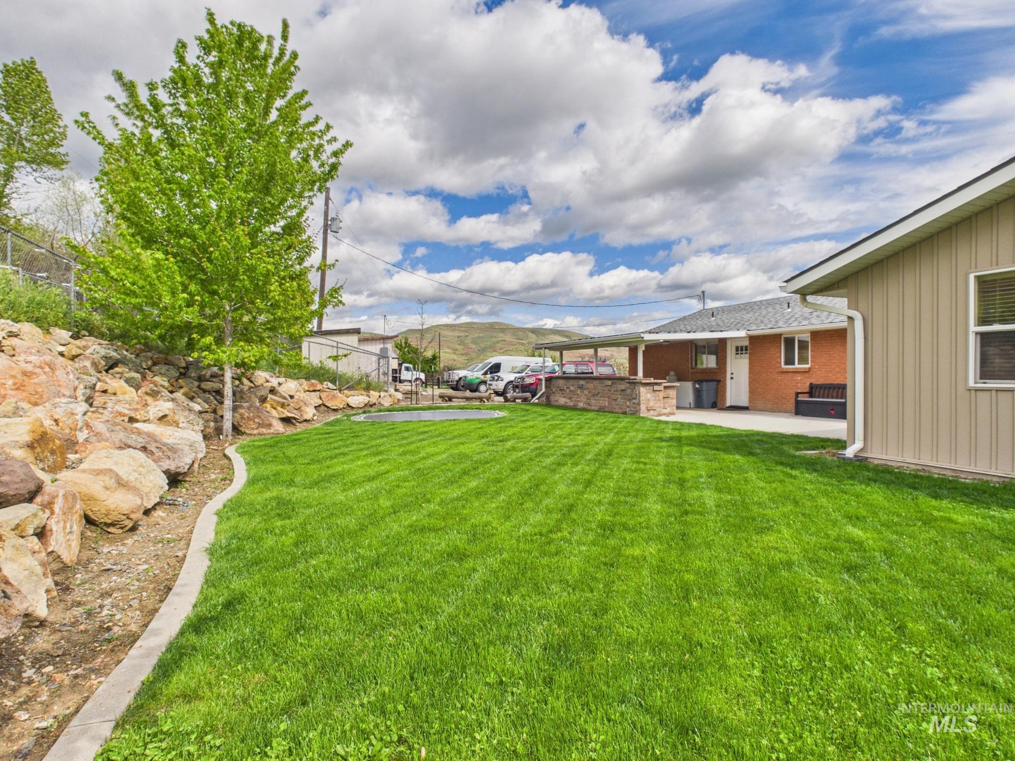 2772 E Black Canyon (hwy 52, N), Emmett, Idaho 83617, 4 Bedrooms, 3 Bathrooms, Residential For Sale, Price $712,000, 98983504