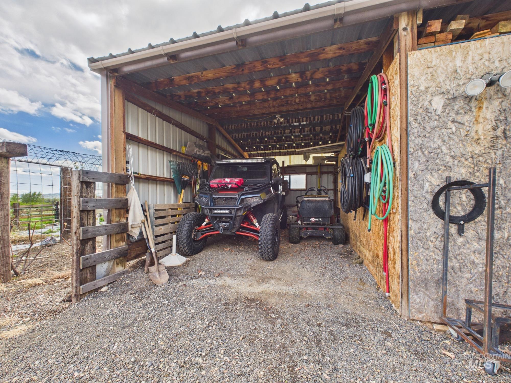 2772 E Black Canyon (hwy 52, N), Emmett, Idaho 83617, 4 Bedrooms, 3 Bathrooms, Residential For Sale, Price $712,000, 98983504