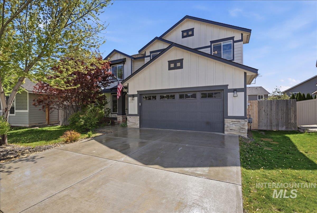 2741 W Marbeth Dr, Meridian, Idaho 83642, 5 Bedrooms, 2.5 Bathrooms, Residential For Sale, Price $520,000,MLS 98983507