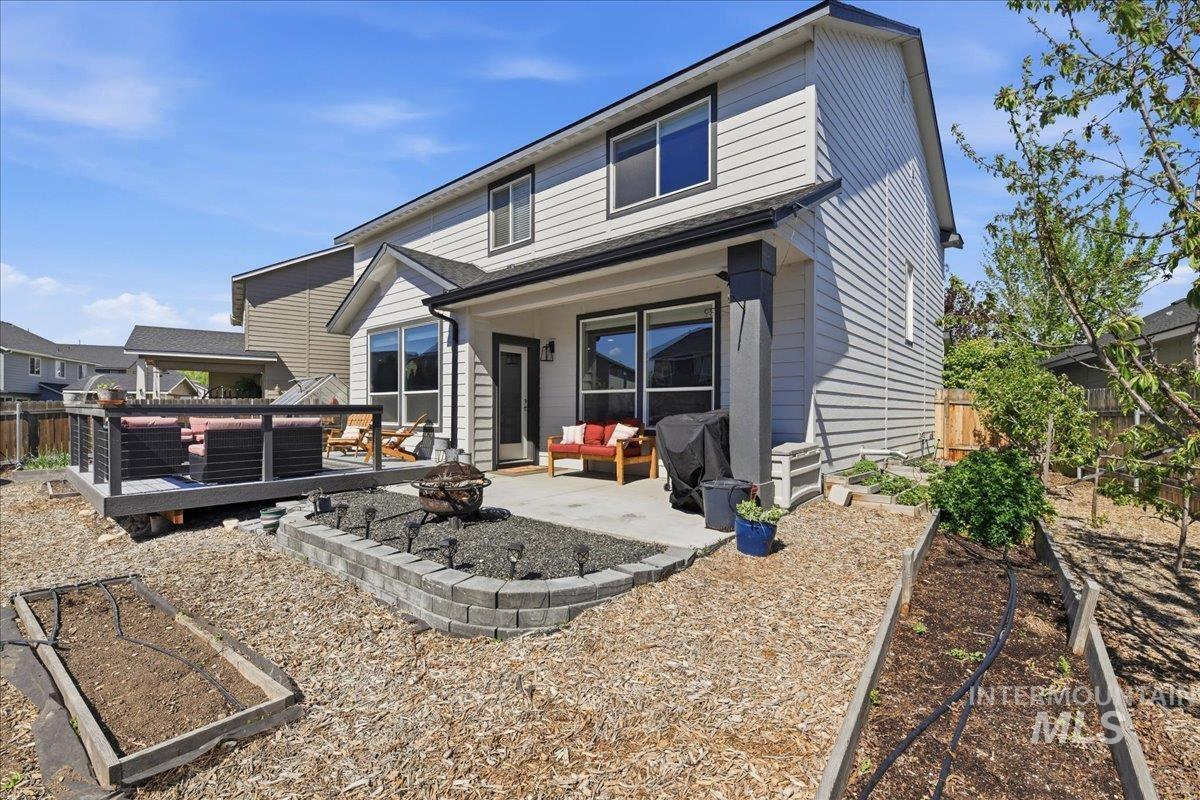 2741 W Marbeth Dr, Meridian, Idaho 83642, 5 Bedrooms, 2.5 Bathrooms, Residential For Sale, Price $520,000,MLS 98983507