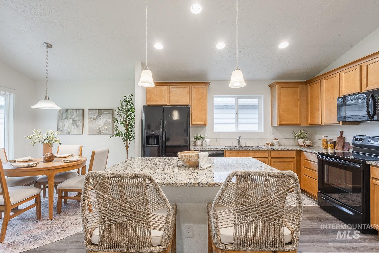 16831 Bethany Ave., Caldwell, Idaho 83607, 3 Bedrooms, 2 Bathrooms, Residential For Sale, Price $395,000,MLS 98983508