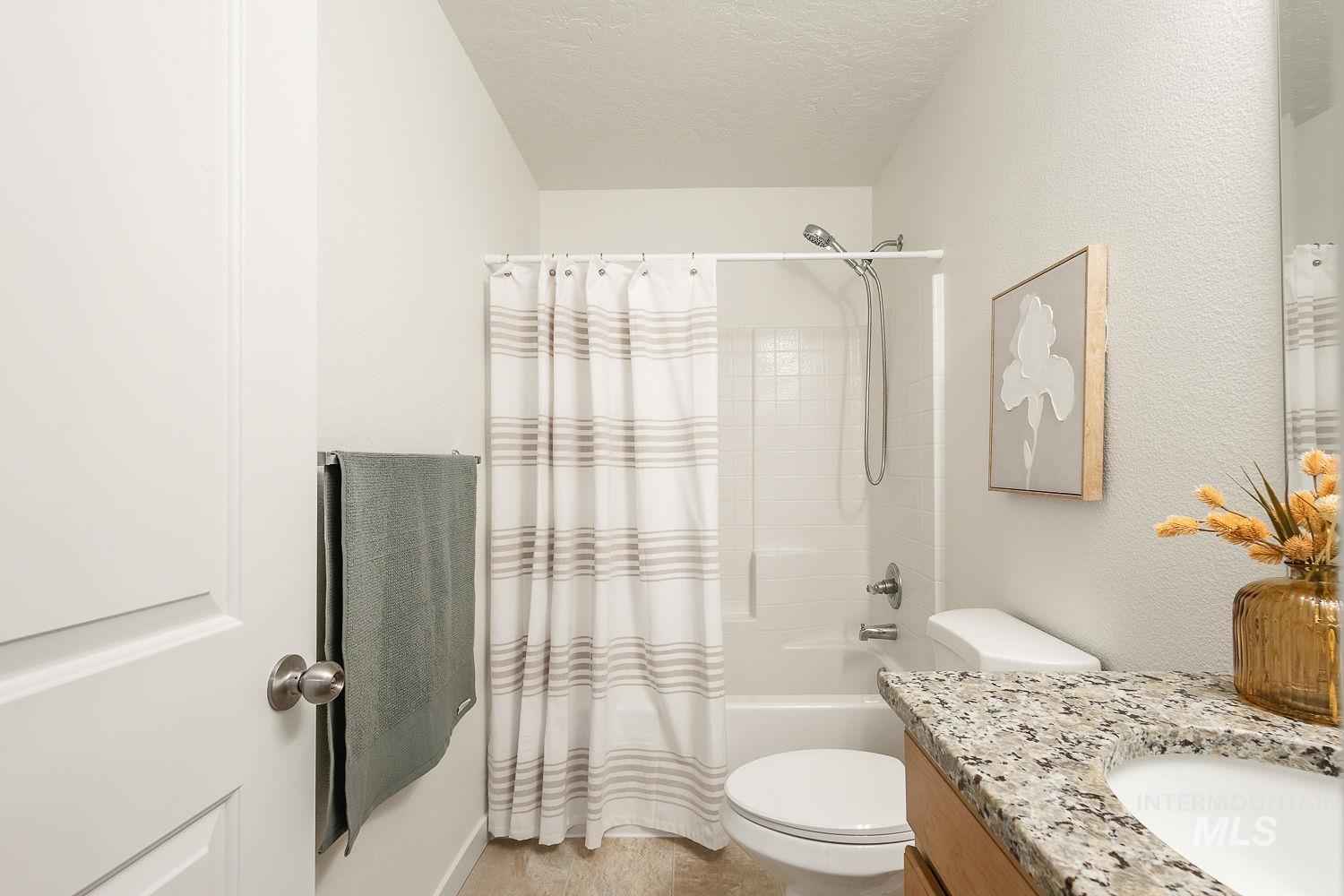 16831 Bethany Ave., Caldwell, Idaho 83607, 3 Bedrooms, 2 Bathrooms, Residential For Sale, Price $395,000,MLS 98983508