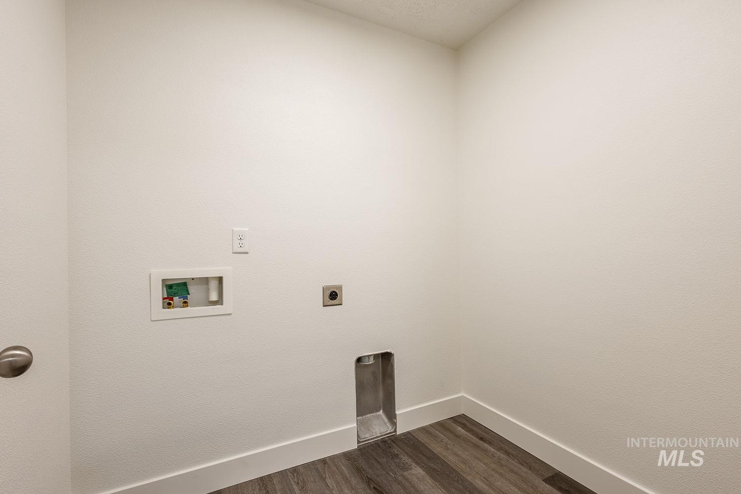 16831 Bethany Ave., Caldwell, Idaho 83607, 3 Bedrooms, 2 Bathrooms, Residential For Sale, Price $395,000,MLS 98983508