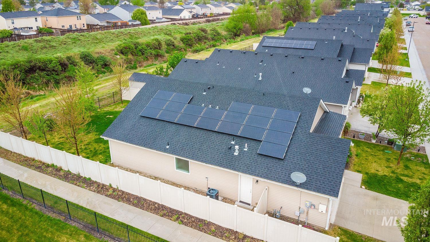 16831 Bethany Ave., Caldwell, Idaho 83607, 3 Bedrooms, 2 Bathrooms, Residential For Sale, Price $395,000,MLS 98983508