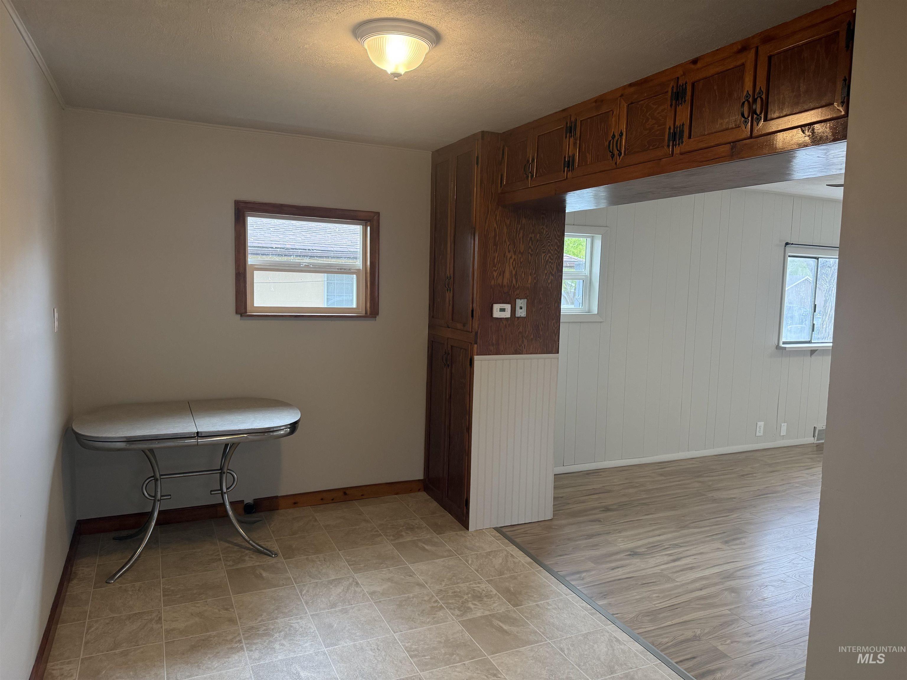 519 E Avenue F, Jerome, Idaho 83338, 4 Bedrooms, 1 Bathroom, Residential For Sale, Price $239,000, 98983511