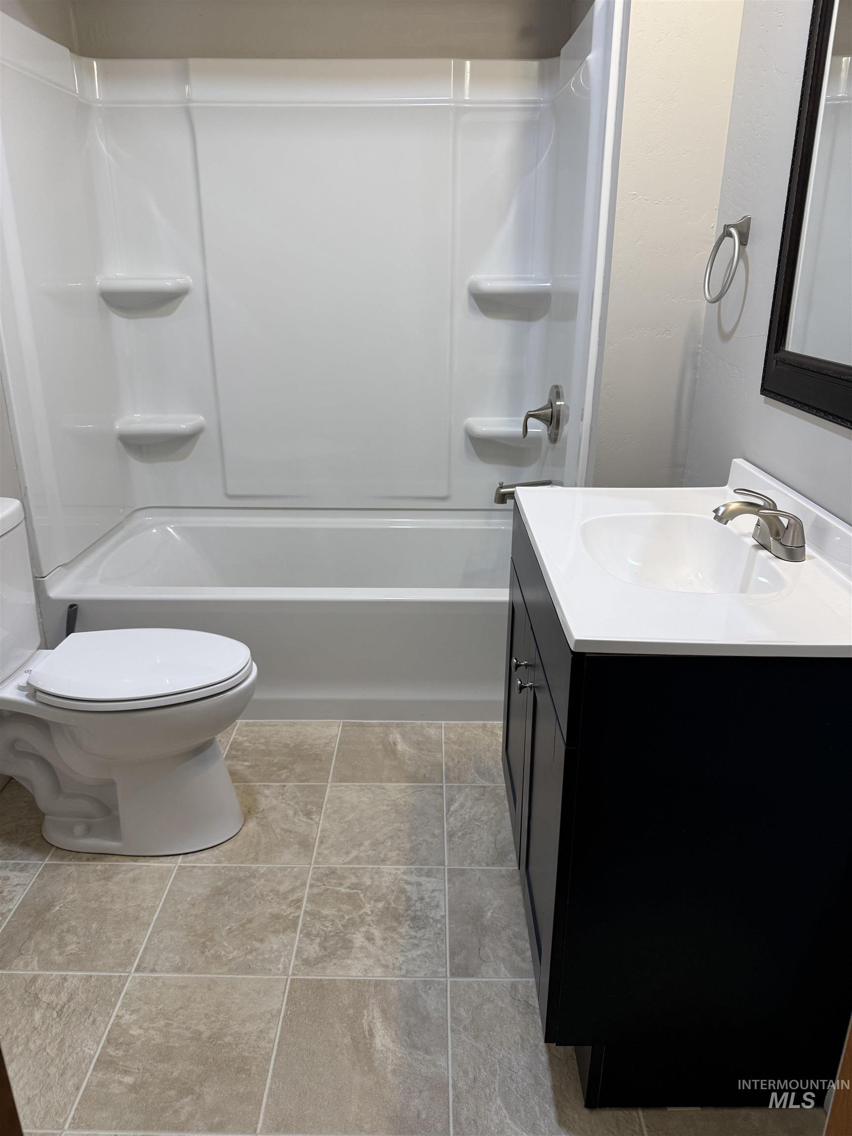 519 E Avenue F, Jerome, Idaho 83338, 4 Bedrooms, 1 Bathroom, Residential For Sale, Price $239,000, 98983511