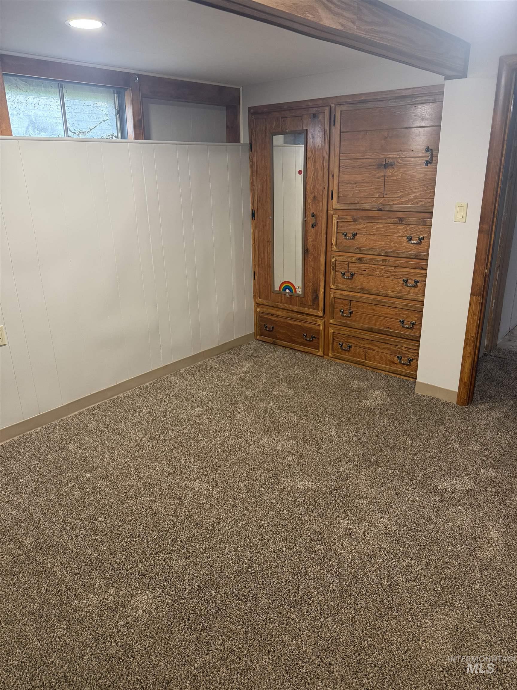 519 E Avenue F, Jerome, Idaho 83338, 4 Bedrooms, 1 Bathroom, Residential For Sale, Price $239,000, 98983511