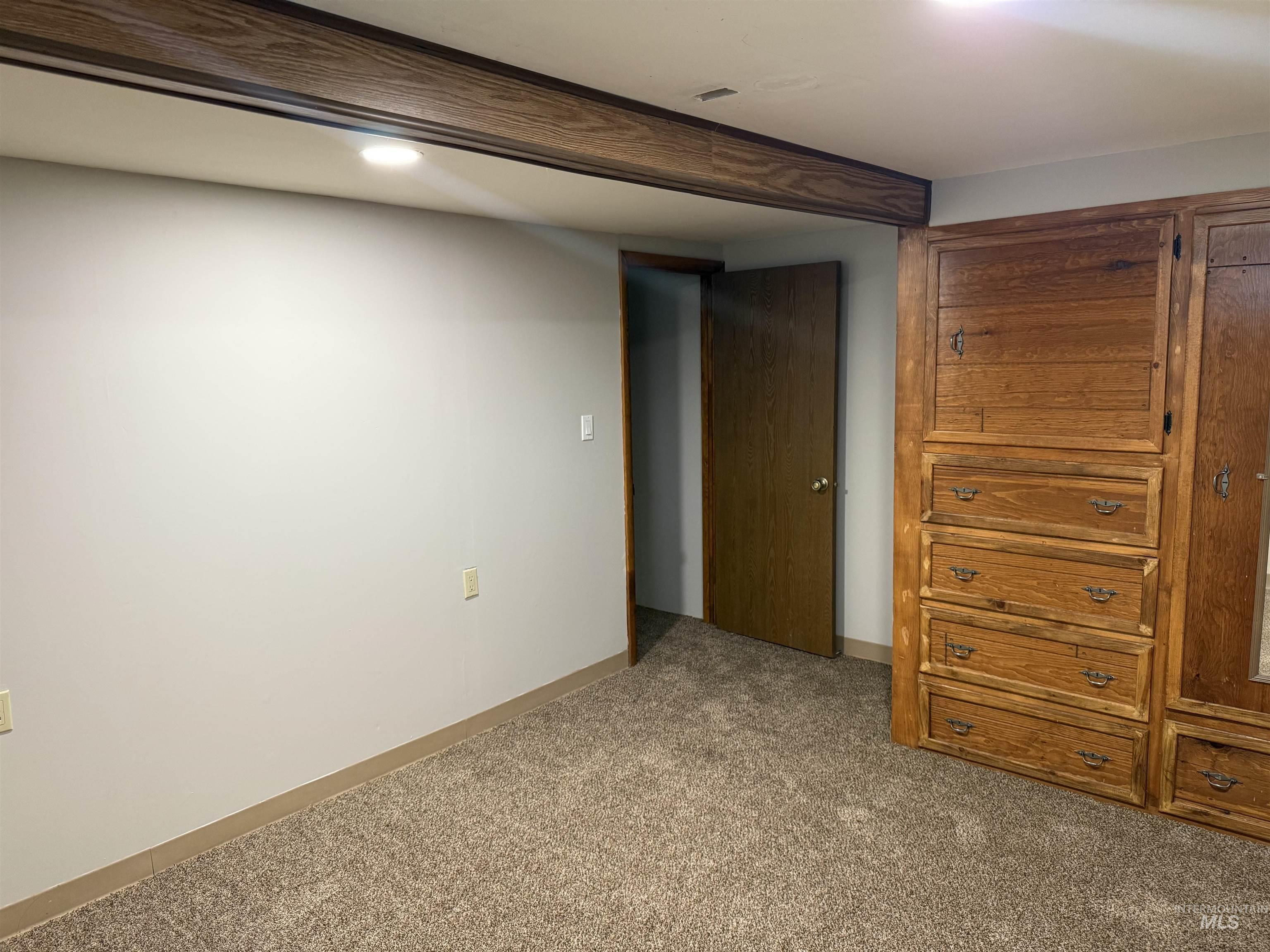 519 E Avenue F, Jerome, Idaho 83338, 4 Bedrooms, 1 Bathroom, Residential For Sale, Price $239,000, 98983511