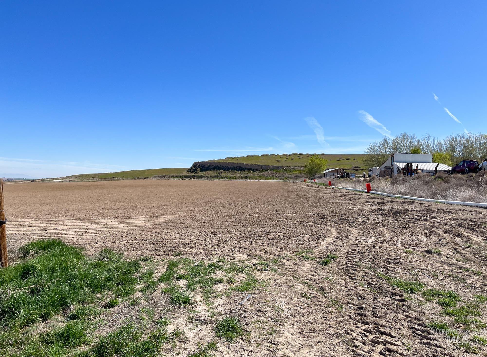 1576 N Stateline Rd, Homedale, Idaho 83628, 3 Bedrooms, 2 Bathrooms, Farm & Ranch For Sale, Price $1,900,000, 98983512